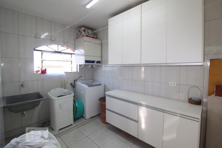 Casa à venda com 282m², 3 quartos e 3 vagasÁrea serviço