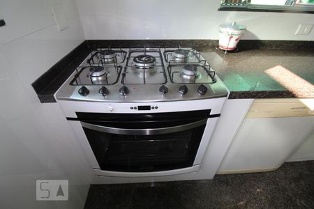 Casa à venda com 282m², 3 quartos e 3 vagasCozinha