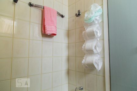 Apartamento à venda com 64m², 2 quartos e 1 vaga Apartamento à venda com 64m², 2 quartos e 1 vagaBanheiro da suíte