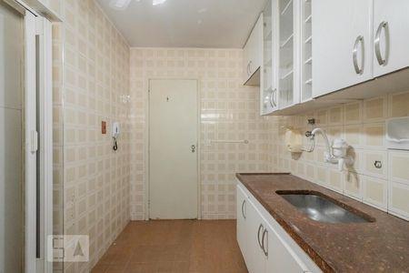 Apartamento para alugar com 67m², 2 quartos e 1 vagaCozinha