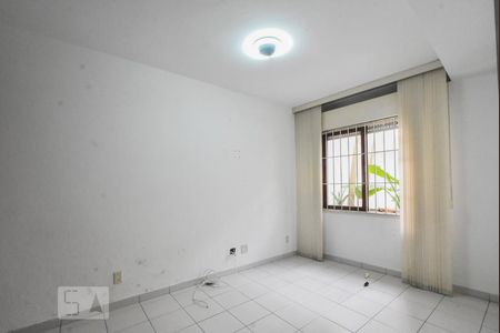 Casa à venda com 360m², 3 quartos e 6 vagasSuíte 02