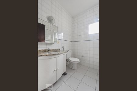 Casa à venda com 360m², 3 quartos e 6 vagasBanheiro Suíte 01