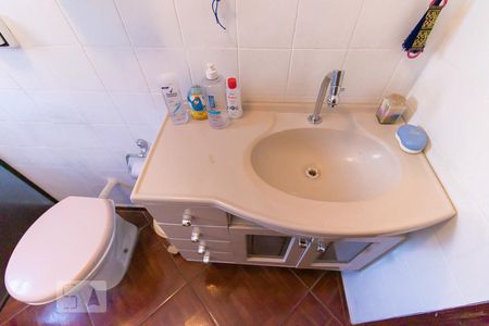 Casa à venda com 120m², 3 quartos e 1 vagaBanheiro 