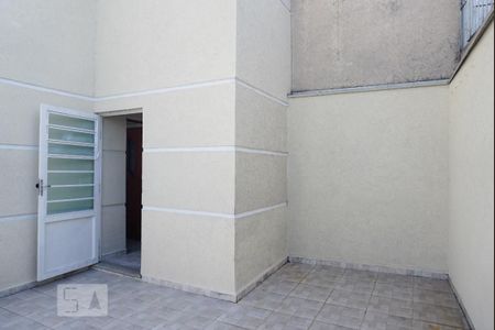Casa à venda com 65m², 2 quartos e 4 vagasQuintal