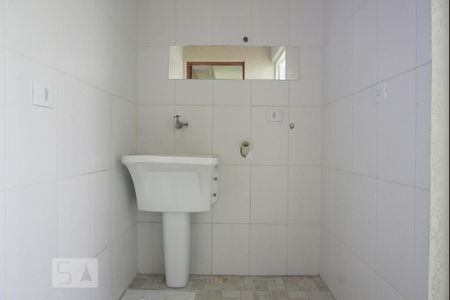 Casa à venda com 65m², 2 quartos e 4 vagasLavanderia