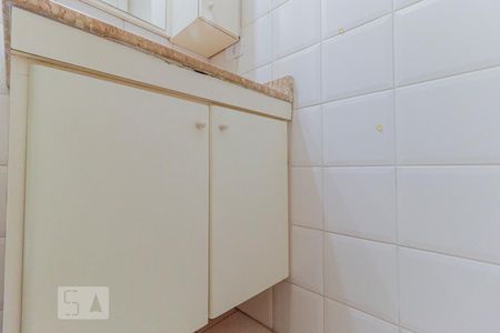Apartamento para alugar com 35m², 1 quarto e 1 vagaBanheiro - Armário