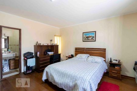 Casa à venda com 295m², 4 quartos e 3 vagasSuíte 1