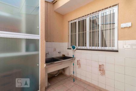 Casa à venda com 295m², 4 quartos e 3 vagasÁrea de Serviço - Casa 2