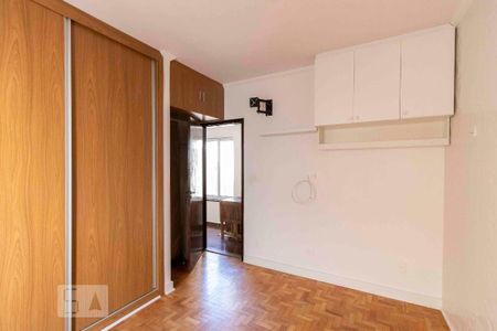 Casa à venda com 295m², 4 quartos e 3 vagasQuarto - Casa 2