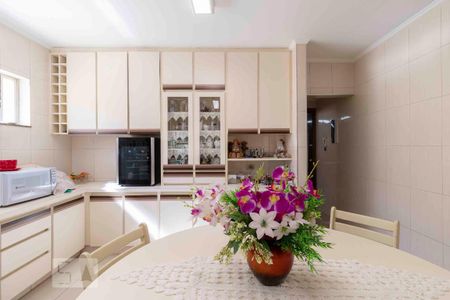 Casa à venda com 295m², 4 quartos e 3 vagasCozinha