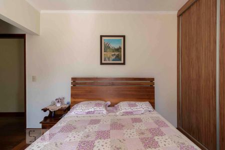 Casa à venda com 295m², 4 quartos e 3 vagasSuíte 3