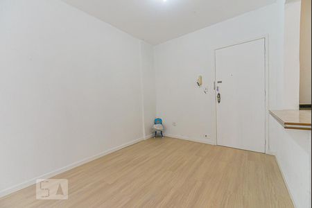 Sala de kitnet/studio para alugar com 1 quarto, 27m² em Sé, São Paulo