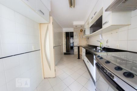 Apartamento à venda com 103m², 3 quartos e 2 vagas Apartamento à venda com 103m², 3 quartos e 2 vagasCozinha