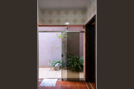 Casa à venda com 250m², 3 quartos e 2 vagas Casa à venda com 250m², 3 quartos e 2 vagasÁREA DE SERVIÇO