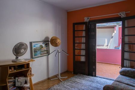 Casa à venda com 250m², 3 quartos e 2 vagas Casa à venda com 250m², 3 quartos e 2 vagasQUARTO 2