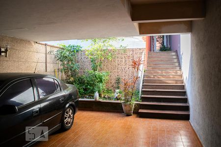 Casa à venda com 250m², 3 quartos e 2 vagas Casa à venda com 250m², 3 quartos e 2 vagasGARAGEM