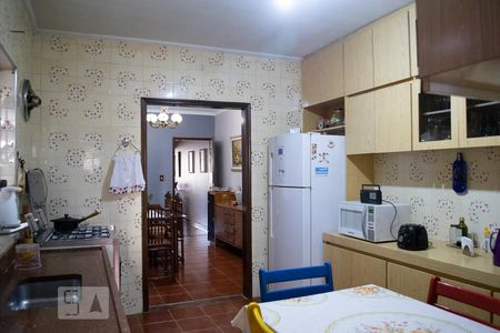 Casa à venda com 250m², 3 quartos e 2 vagas Casa à venda com 250m², 3 quartos e 2 vagasCOZINHA