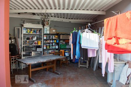 Casa à venda com 250m², 3 quartos e 2 vagas Casa à venda com 250m², 3 quartos e 2 vagasQUINTAL SUPERIOR