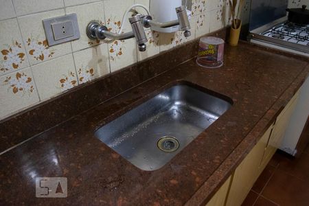 Casa à venda com 250m², 3 quartos e 2 vagas Casa à venda com 250m², 3 quartos e 2 vagasCOZINHA