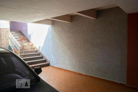 Casa à venda com 250m², 3 quartos e 2 vagas Casa à venda com 250m², 3 quartos e 2 vagasGARAGEM
