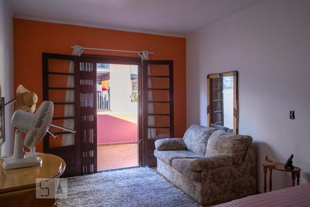 Casa à venda com 250m², 3 quartos e 2 vagas Casa à venda com 250m², 3 quartos e 2 vagasQUARTO 2