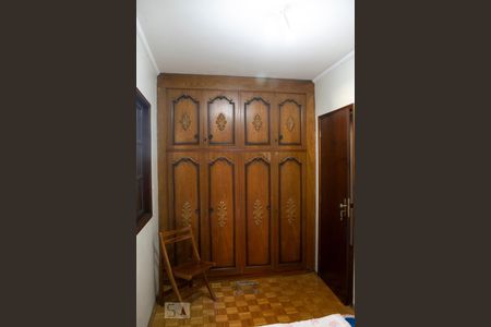 Casa à venda com 250m², 3 quartos e 2 vagas Casa à venda com 250m², 3 quartos e 2 vagasQUARTO 3