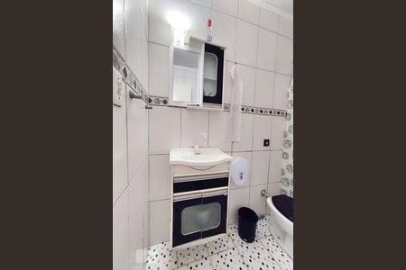 Casa à venda com 100m², 4 quartos e 2 vagas