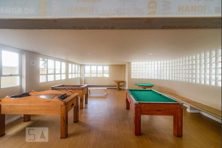 Apartamento à venda com 146m², 4 quartos e 1 vaga Apartamento à venda com 146m², 4 quartos e 1 vagaSalão de jogos