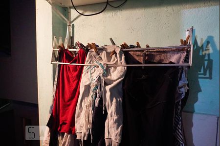 Casa de condomínio à venda com 150m², 5 quartos e 1 vaga Casa de condomínio à venda com 150m², 5 quartos e 1 vagaCasa 2 - Lavanderia