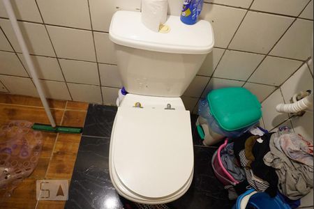 Casa de condomínio à venda com 150m², 5 quartos e 1 vaga Casa de condomínio à venda com 150m², 5 quartos e 1 vagaCasa 2 - Banheiro