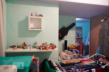 Casa de condomínio à venda com 150m², 5 quartos e 1 vaga Casa de condomínio à venda com 150m², 5 quartos e 1 vagaCasa 2 - Quarto 1