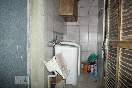 Casa de condomínio à venda com 150m², 5 quartos e 1 vaga Casa de condomínio à venda com 150m², 5 quartos e 1 vagaCasa 1 - Lavanderia