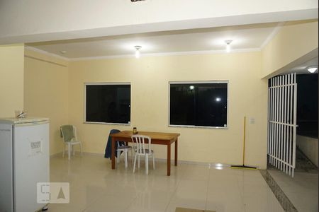 Casa de condomínio à venda com 150m², 5 quartos e 1 vaga Casa de condomínio à venda com 150m², 5 quartos e 1 vagaSalão de Festa com Churrasqueira