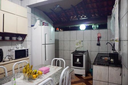 Casa de condomínio à venda com 150m², 5 quartos e 1 vaga Casa de condomínio à venda com 150m², 5 quartos e 1 vagaCasa 1 - Cozinha