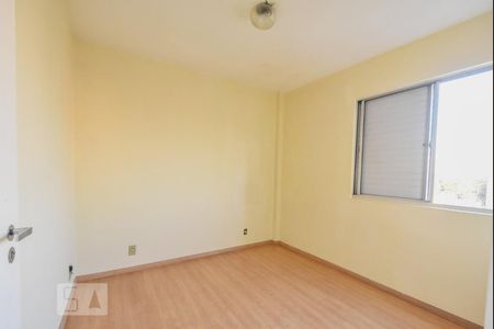 Apartamento para alugar com 75m², 2 quartos e 1 vagaQuarto 02