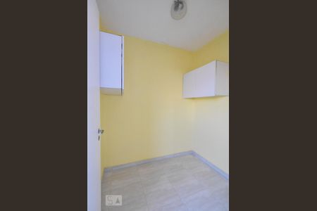 Apartamento para alugar com 75m², 2 quartos e 1 vagaQuarto de Serviços