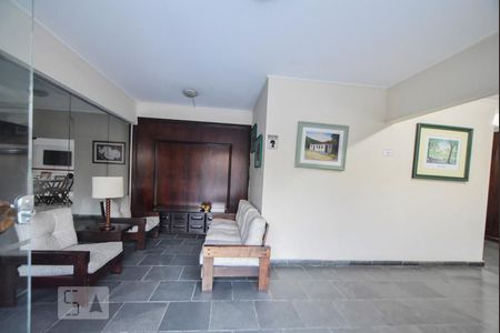 Apartamento para alugar com 75m², 2 quartos e 1 vagaHall