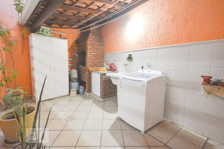 Casa à venda com 200m², 4 quartos e 2 vagasÁrea de Serviço- Churrasqueira