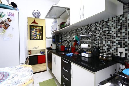 Apartamento à venda com 65m², 2 quartos e 1 vagaCozinha