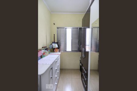 Casa à venda com 250m², 3 quartos e 6 vagas Casa à venda com 250m², 3 quartos e 6 vagasCloset