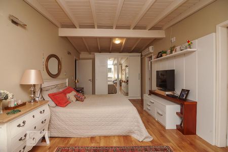 Casa à venda com 460m², 5 quartos e 2 vagasSuíte principal