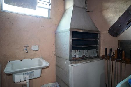 Casa à venda com 120m², 4 quartos e 2 vagasArea de Serviço