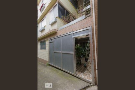 Apartamento à venda com 45m², 1 quarto e sem vaga Apartamento à venda com 45m², 1 quarto e sem vagaFachada
