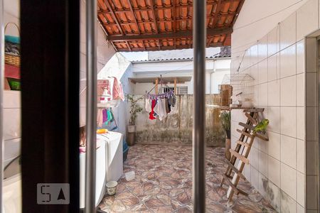 Casa à venda com 70m², 2 quartos e 2 vagasVista quarto 2