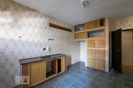 Casa à venda com 200m², 3 quartos e 2 vagasCozinha