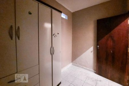 Casa à venda com 200m², 3 quartos e 2 vagasQuarto 3