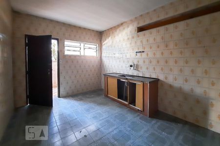 Casa à venda com 200m², 3 quartos e 2 vagasCozinha