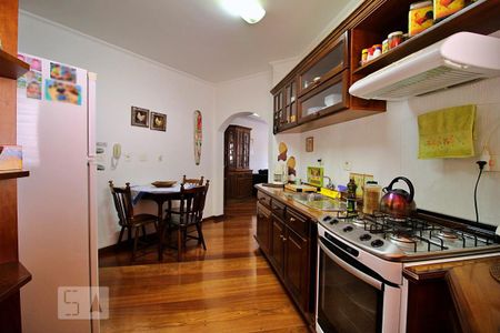 Apartamento à venda com 97m², 2 quartos e 2 vagasCozinha