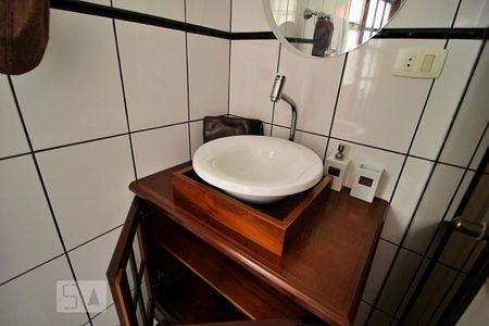 Apartamento à venda com 97m², 2 quartos e 2 vagasBanheiro da Suíte