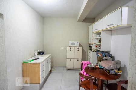 Casa à venda com 500m², 7 quartos e 8 vagas Casa à venda com 500m², 7 quartos e 8 vagasCozinha Casa Fundos